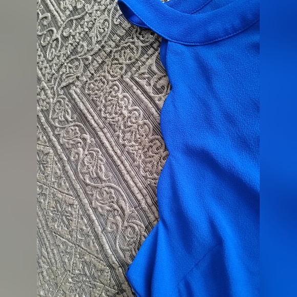 Monteau Sleevless Top w/ Scallop Detail | Size Med | NWOT - Picture 2 of 7